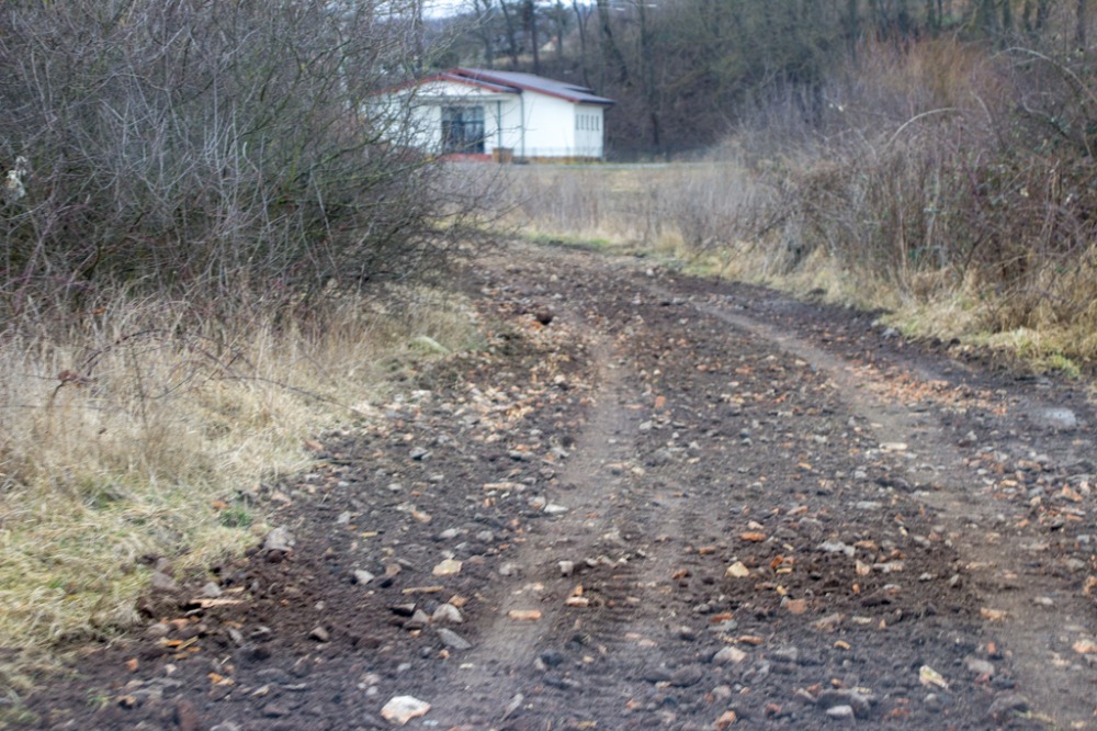 Cesta okolo prefy a cez trať na štrkovisko - upravená 20.2.2020